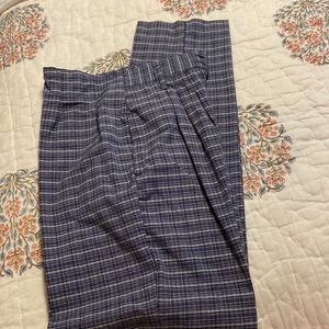 Pleated front, needs two buttons